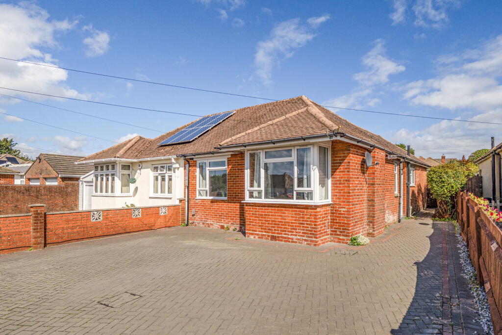 Main image of property: Cleethorpes Road,Southampton,SO19 8AS
