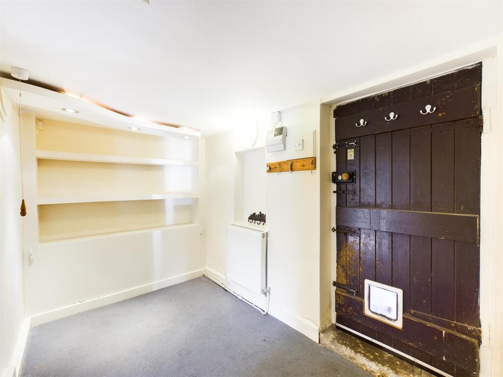 House in East Lindsey, East Keal - View 6