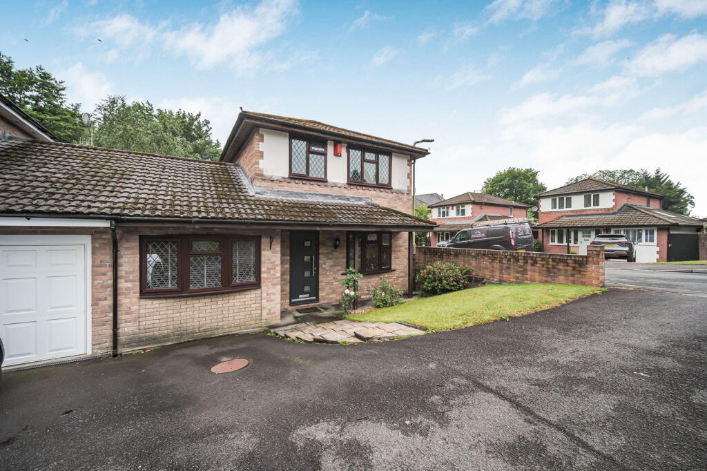 House in Nantgarw, Taffs Well