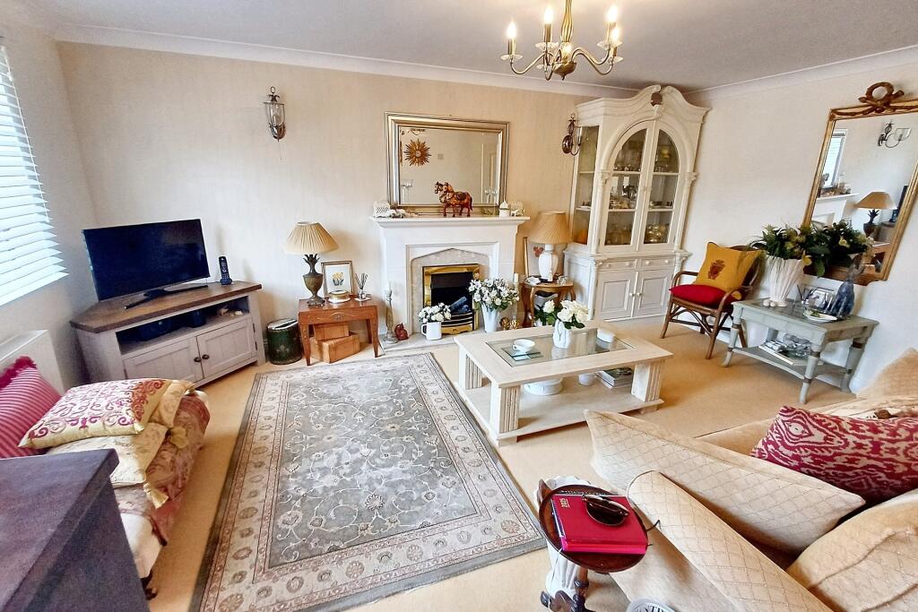 Verwood photo 4