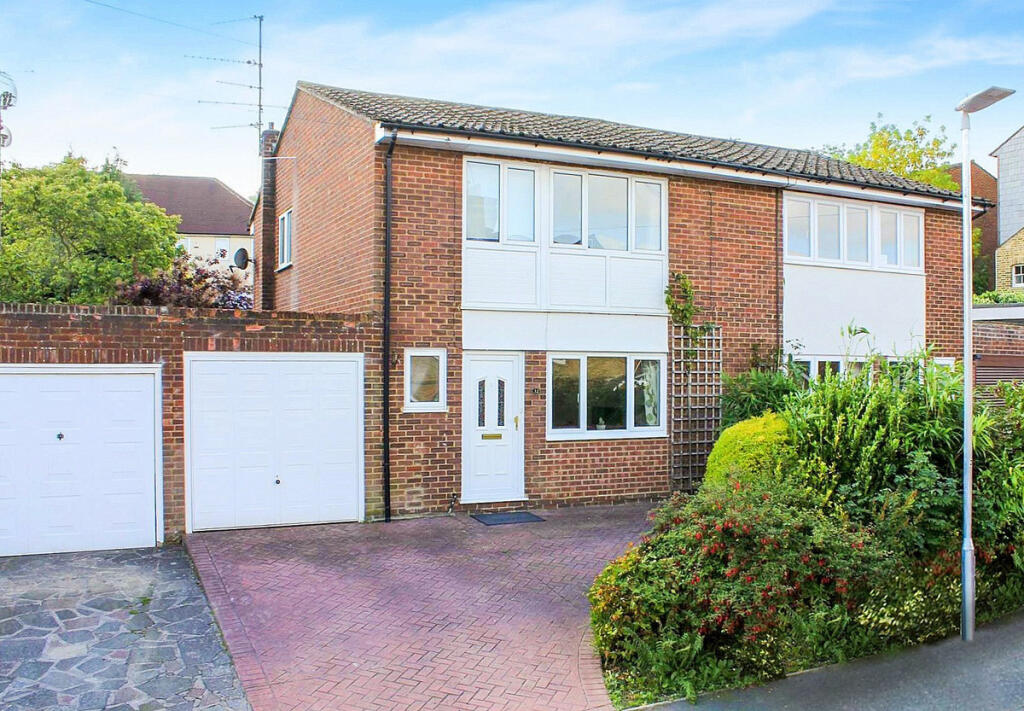 Main image of property: Catlin Street, Hemel Hempstead, HP3