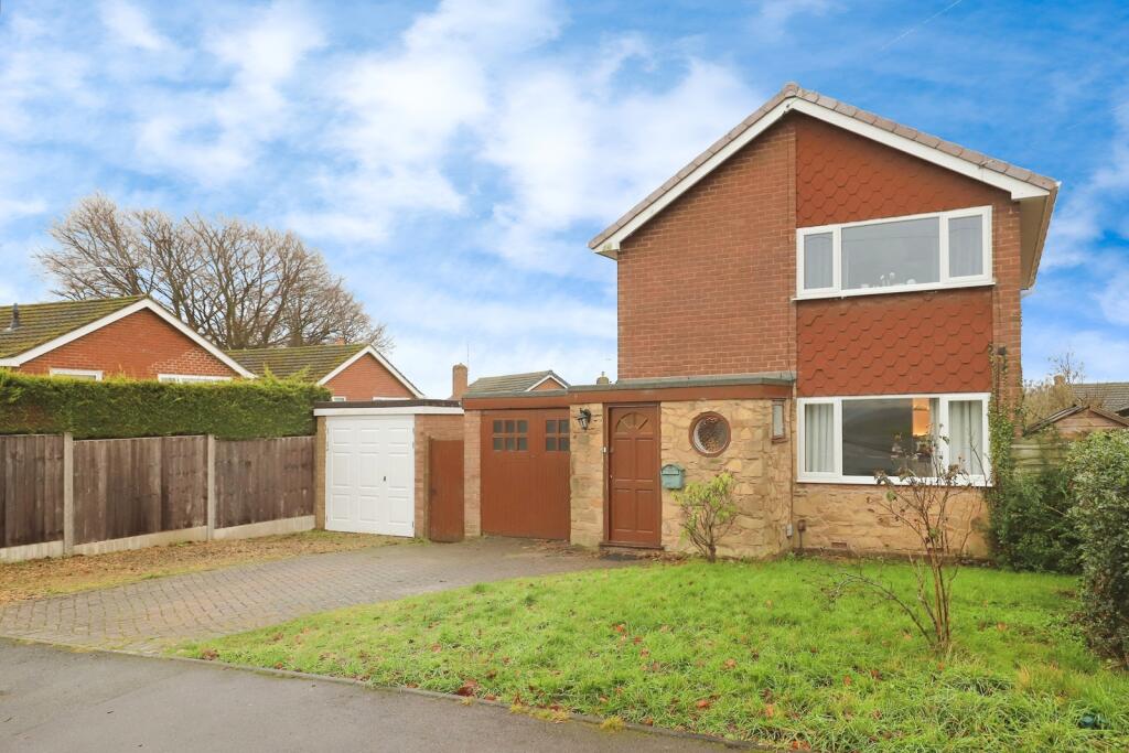 Main image of property: Ferndale Crescent, KIDDERMINSTER, Worcestershire, DY11