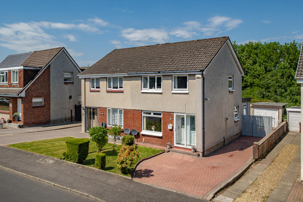 Main image of property: 28 Tanzieknowe Road, Cambuslang, Glasgow, G72