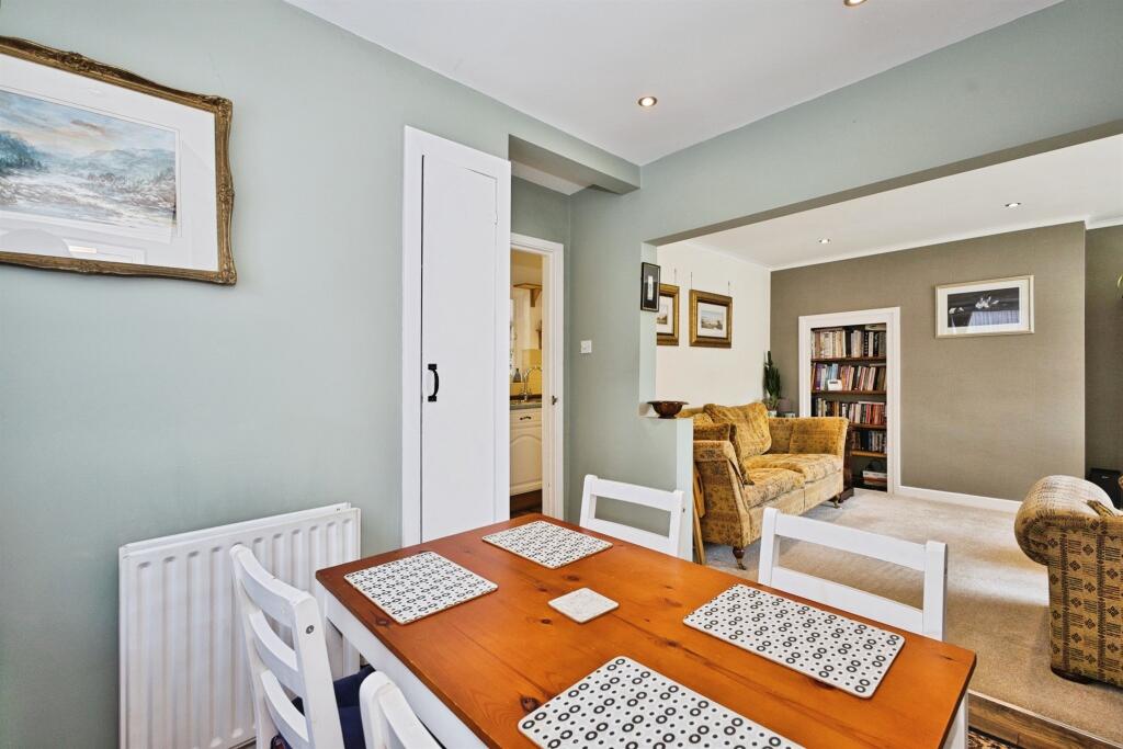 House in Yeovil, Somerset - View 3