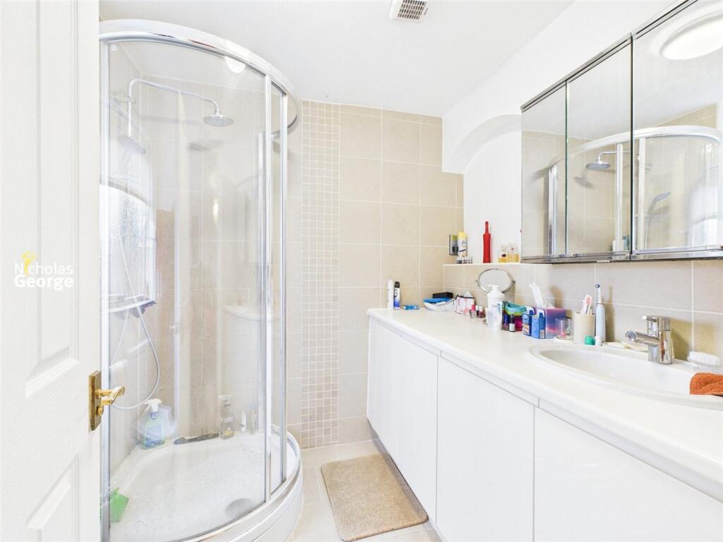 Additional image 17 of Foxes Meadow, Cotteridge, B30 1BQ