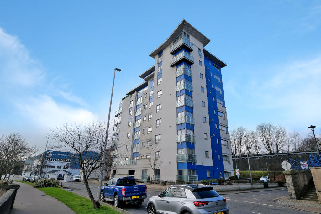 Main image of property: 160 Polmuir Road, The City Centre, Aberdeen, AB11