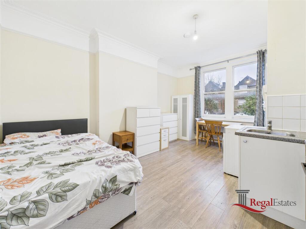 Main image of property: Park Avenue, London, NW2 5AP