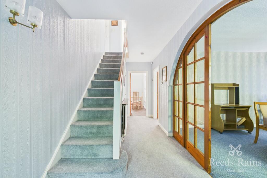 House in Stockport - View 2