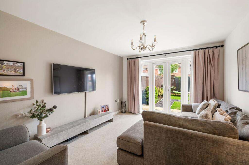 House in North Kesteven, Waddington - View 2