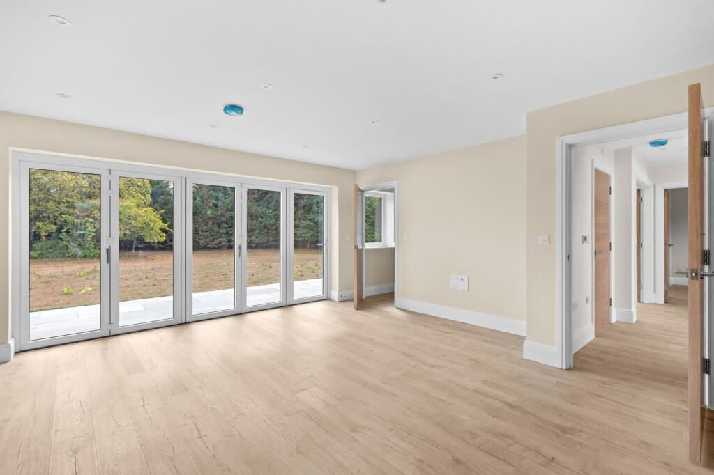 House in Hemel Hempstead - View 3