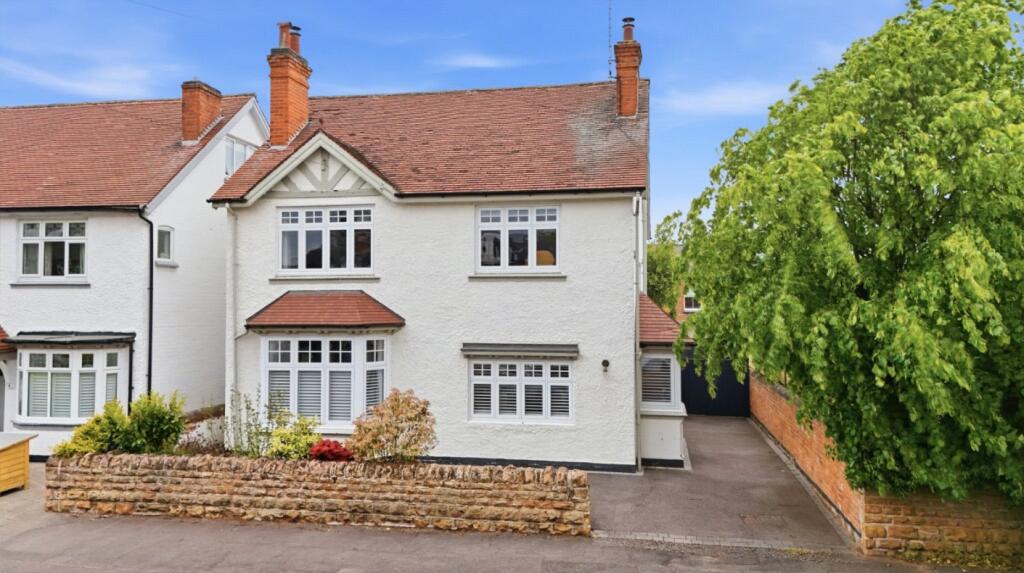Main image of property: Kingston Road, West Bridgford, Nottingham, Nottinghamshire, NG2