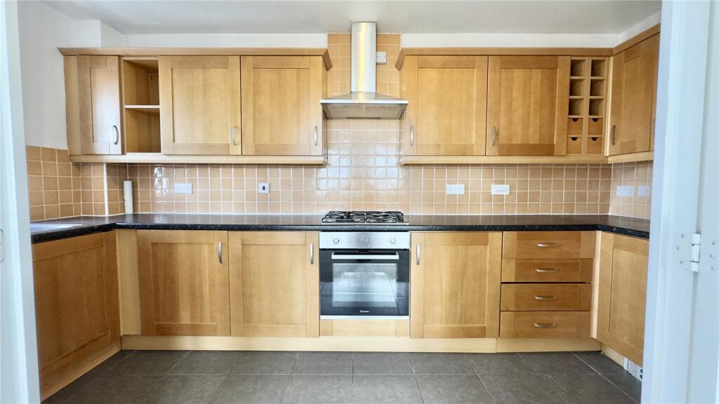 Lentworth Court, Liverpool, Merseyside, L17 photo 2