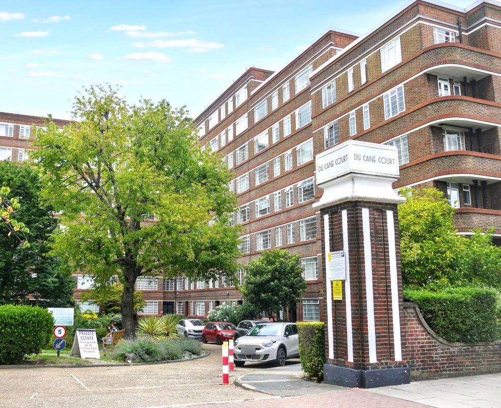 Flat E53, Du Cane Court, Balham High Road, Balham, SW17 7JL