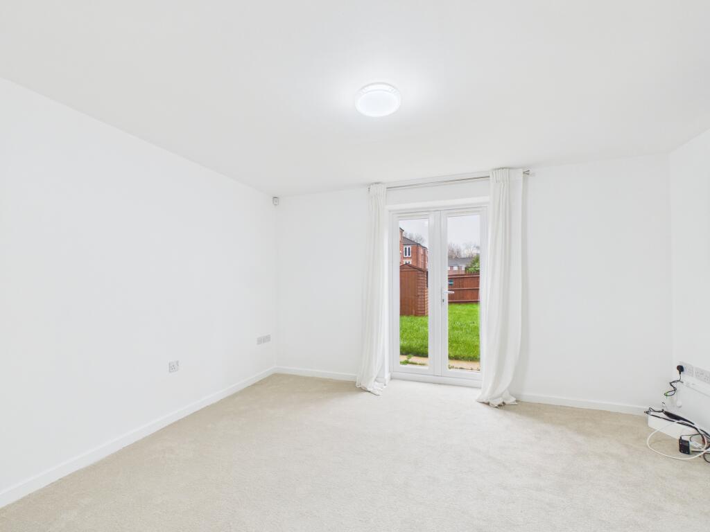 Girton Way, Mickleover photo 4