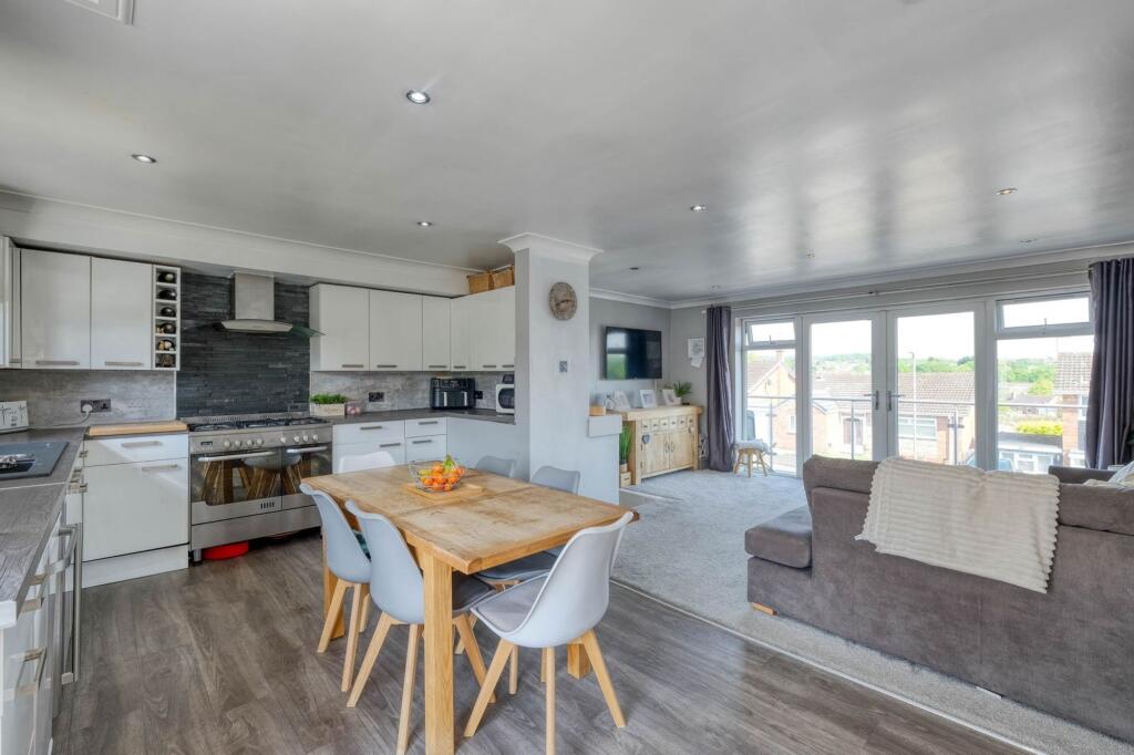 Additional image 6 of Westfields, Catshill, B61