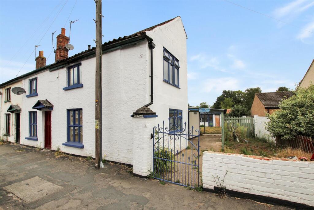 Main image of property: Willingham Road, Market Rasen