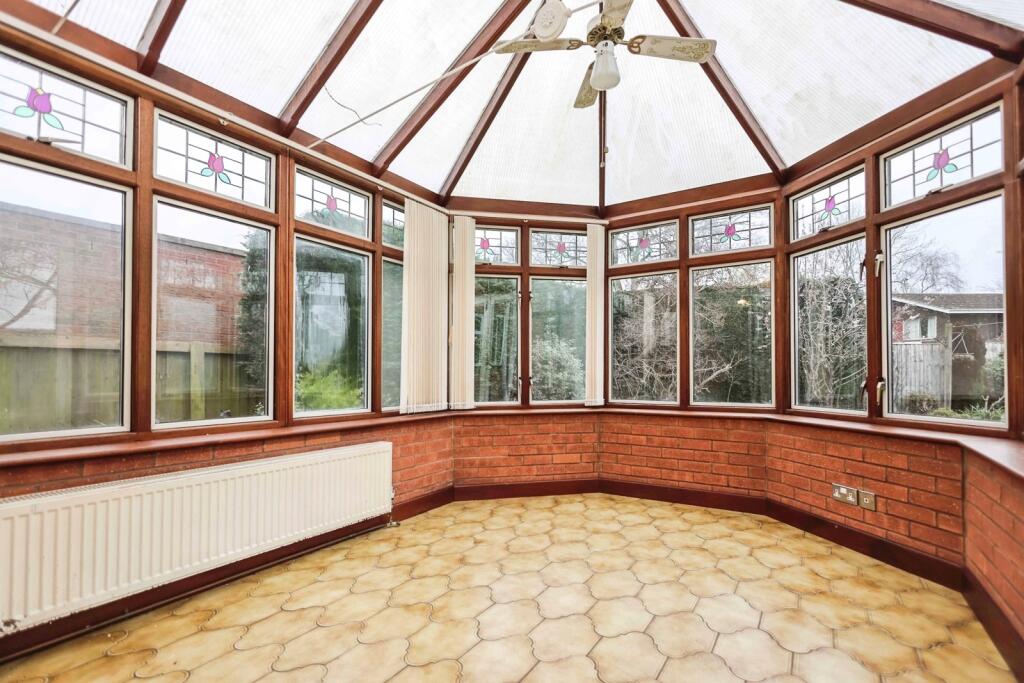 Bell Lane, Lower Broadheath, Worcester, Worcestershire, WR2 photo 4