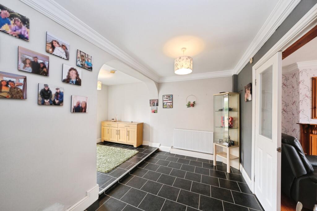 House in Ashfield, Hucknall - View 5
