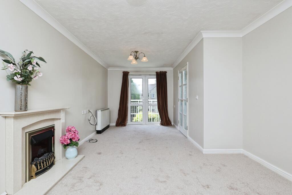 Sutton Court, Bingley - View 2