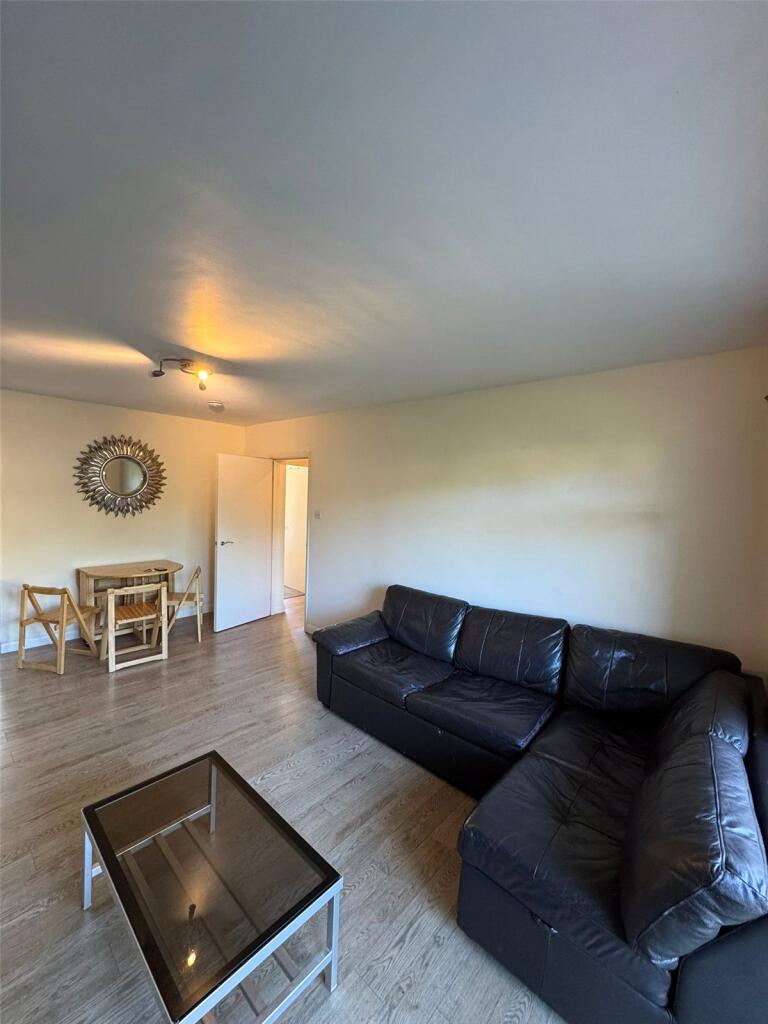 Apartment in Bath - View 4