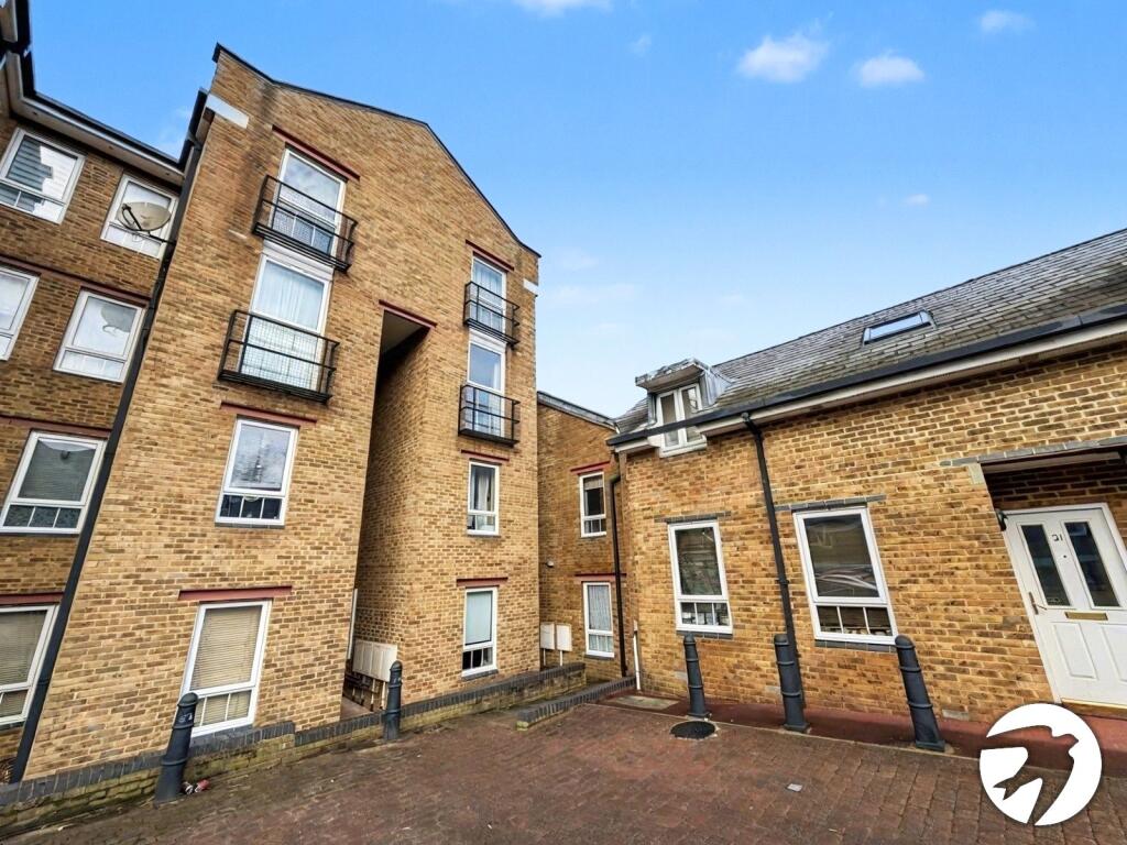 Main image of property: Estuary Reach, Pleasant Row, Gillingham, Kent, ME7