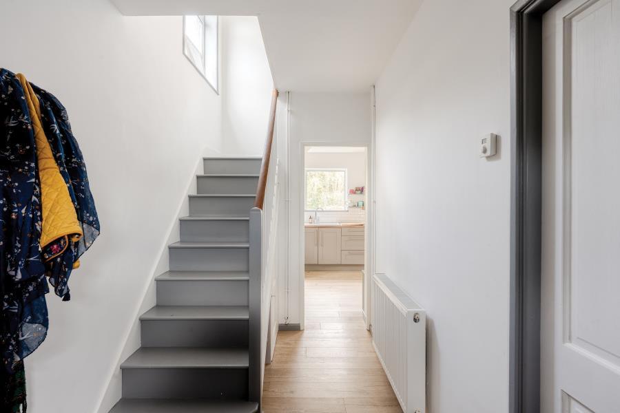 3 bedroom end of terrace house for rent