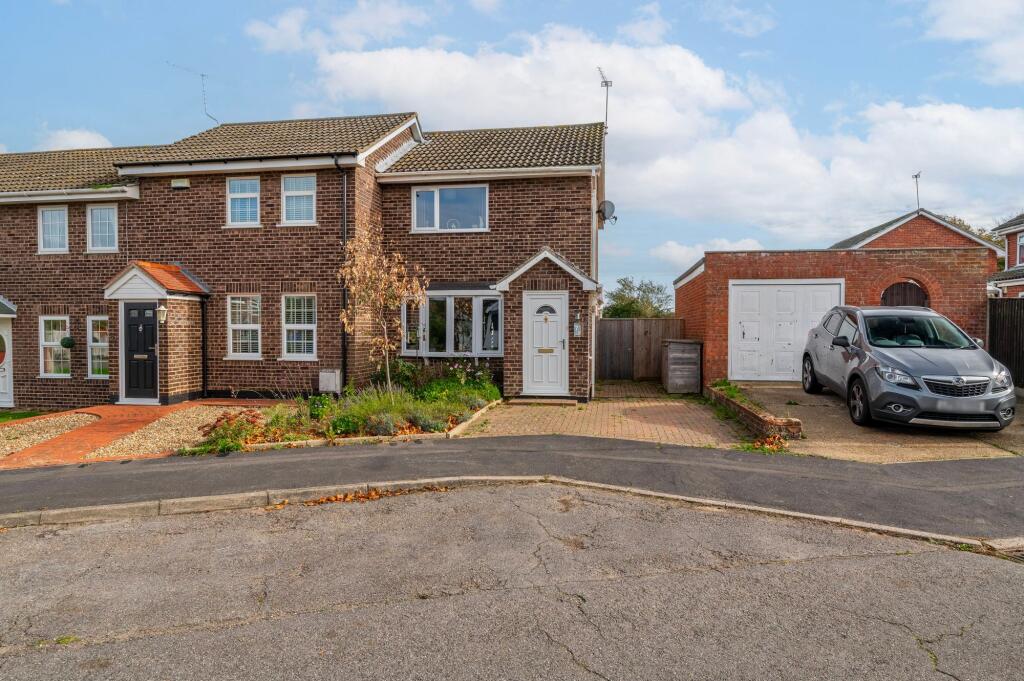 Peregrine Way, Kessingland photo 2