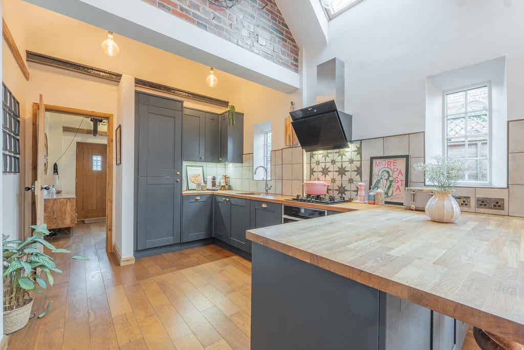 House in Walsall, Leighswood - View 5