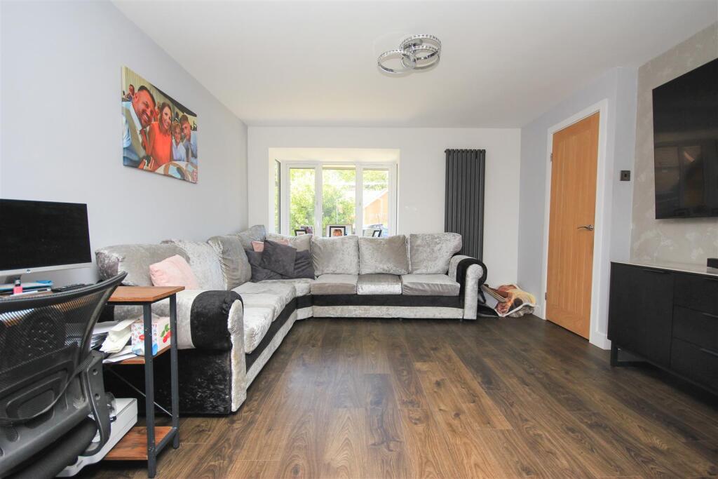 House in Wellingborough - View 2