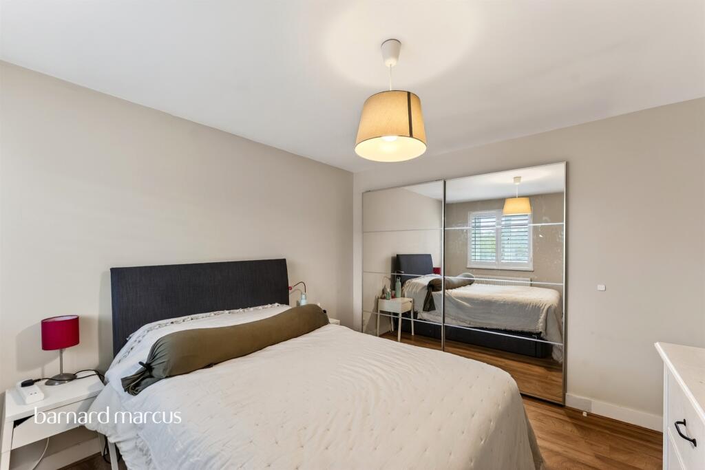 Main image of property: Veals Mead, Mitcham