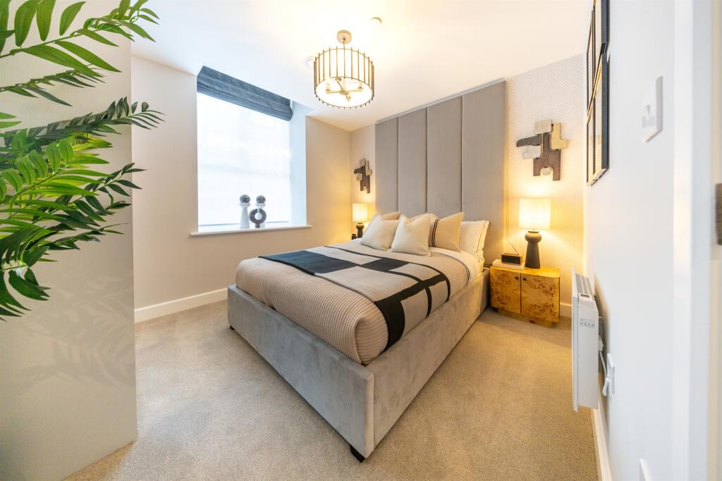 Apartment in Aylesbury, Buckinghamshire - View 2