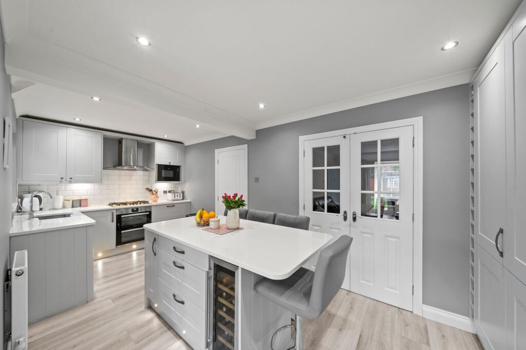 House in Warrington, Ladywood, Burtonwood and Westbrook - View 2