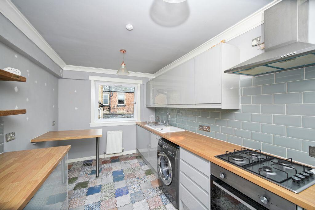 Apartment in Edinburgh - View 4