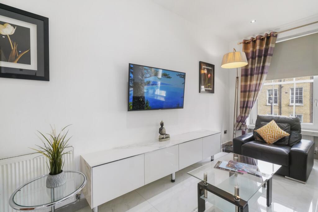 Apartment in London, City of Westminster - View 4
