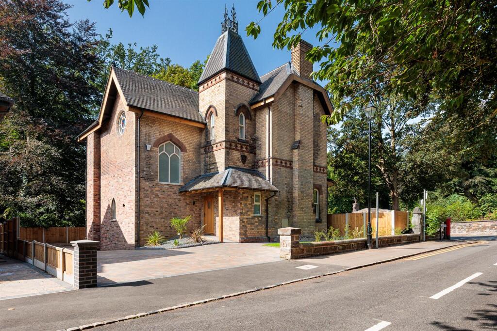 Main image of property: Sidmouth Avenue, Newcastle Under Lyme