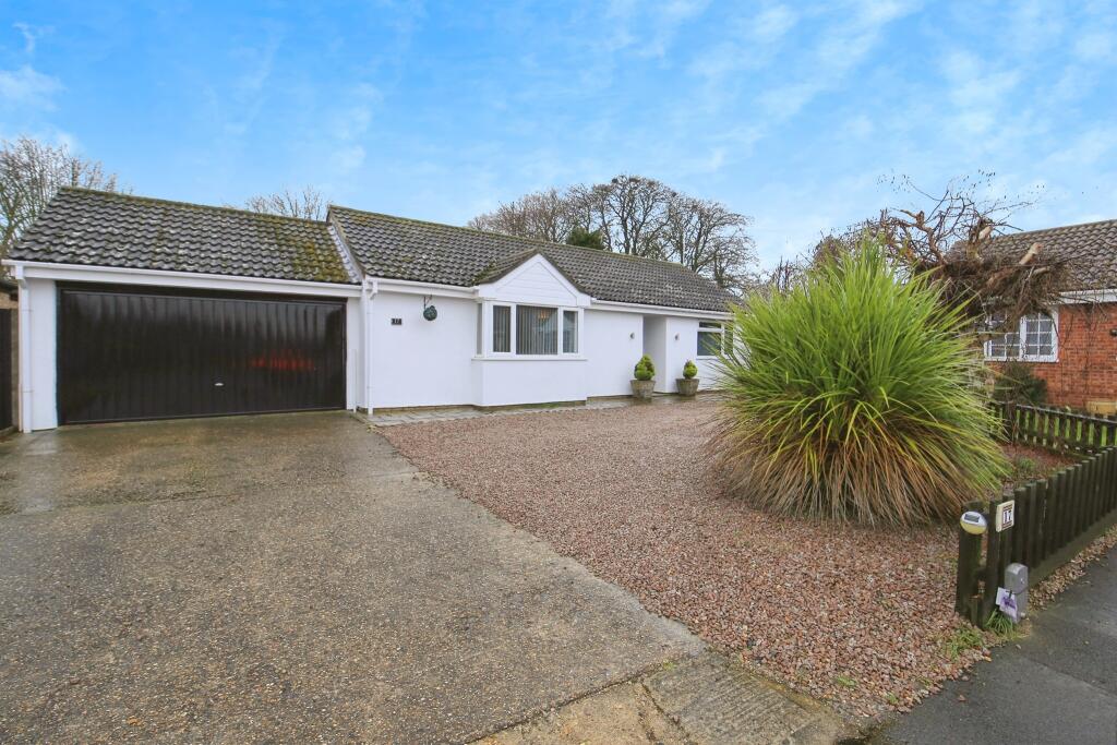 3-bed bungalow on Bevills Close, Doddington, March, £300,000