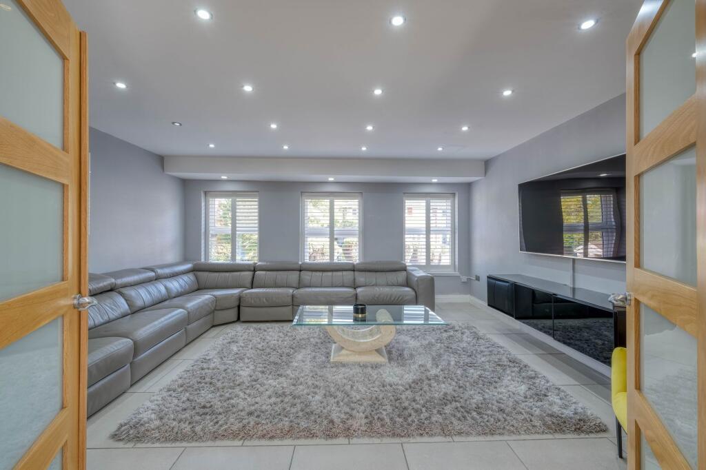 Additional image 6 of St. Nicolas Gardens, Birmingham, B38