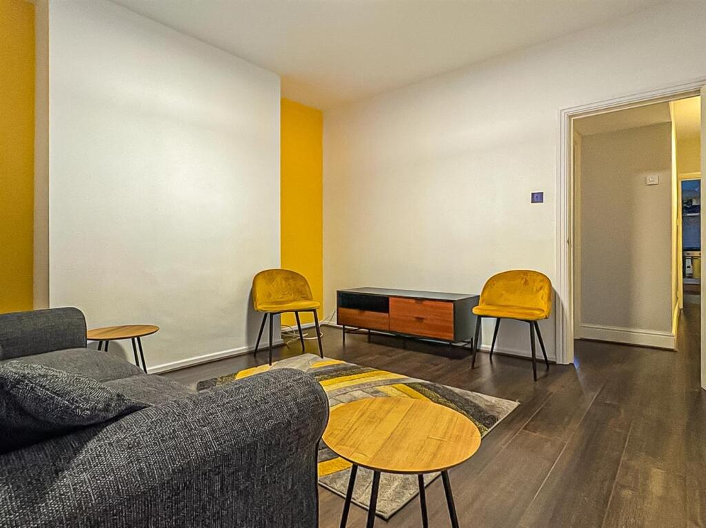 Main image of property: Tyn-Y-Coed Place, Roath, Cardiff