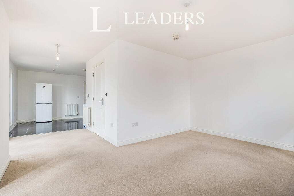 House in Upton, St Crispin's - View 3
