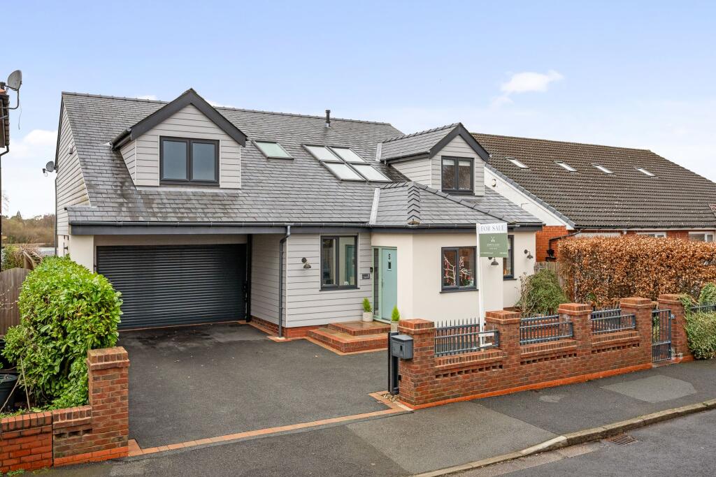 Main image of property: Ripon Avenue, Heaton