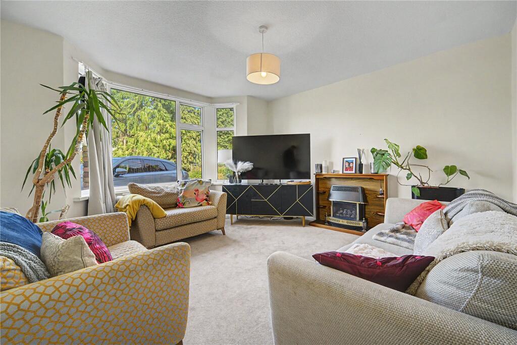 Thornhill Road, Rhiwbina, Cardiff, South Glamorgan, CF14 photo 4