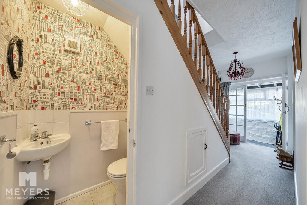 House in Poole, Alderney - View 5