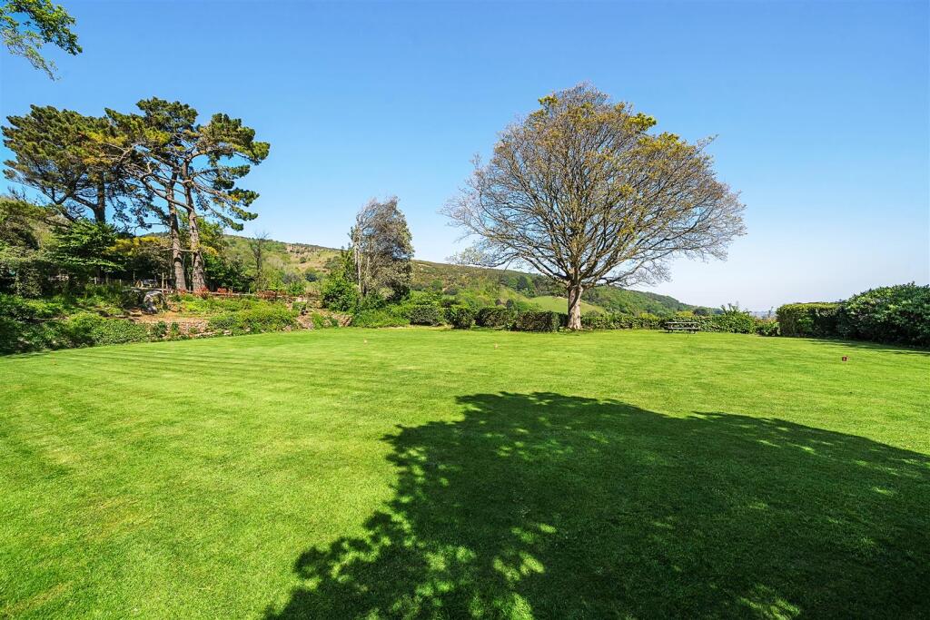 Bratton Lane, Minehead photo 4