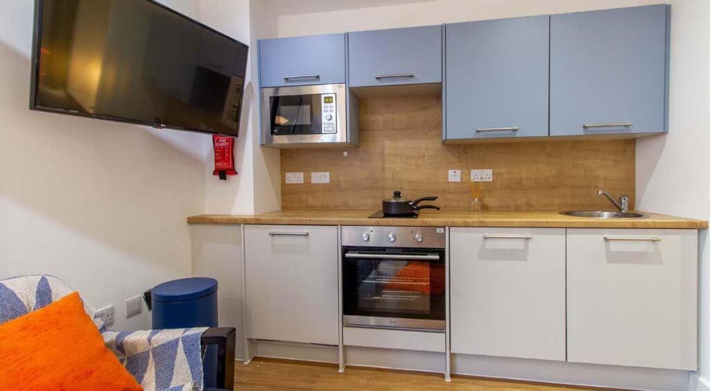 Studio flat for rent