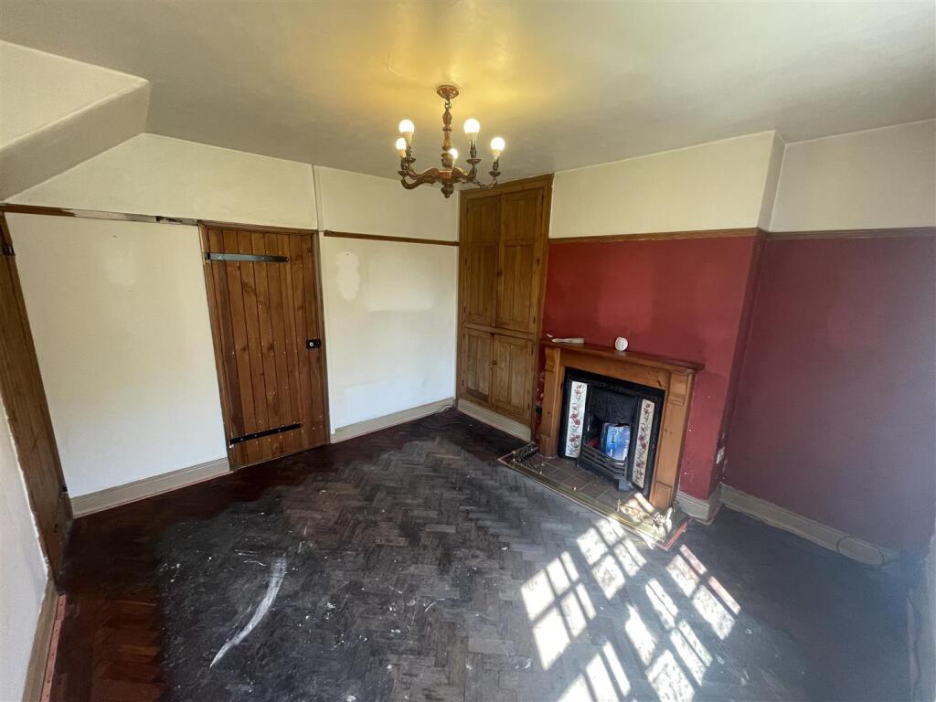 Mount Road, Higher Bebington, Wirral photo 4