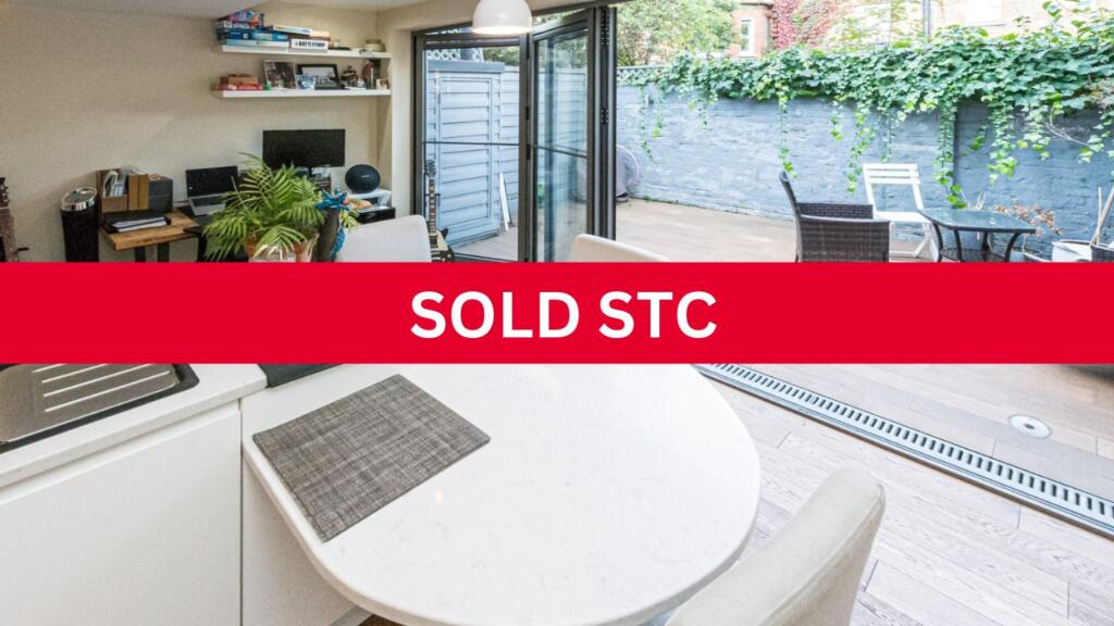 Main image of property: Elspeth Road, Battersea, London, Greater London, SW11 1DW