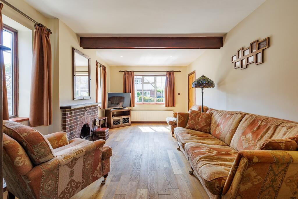 House in Guildford, Surrey - View 4