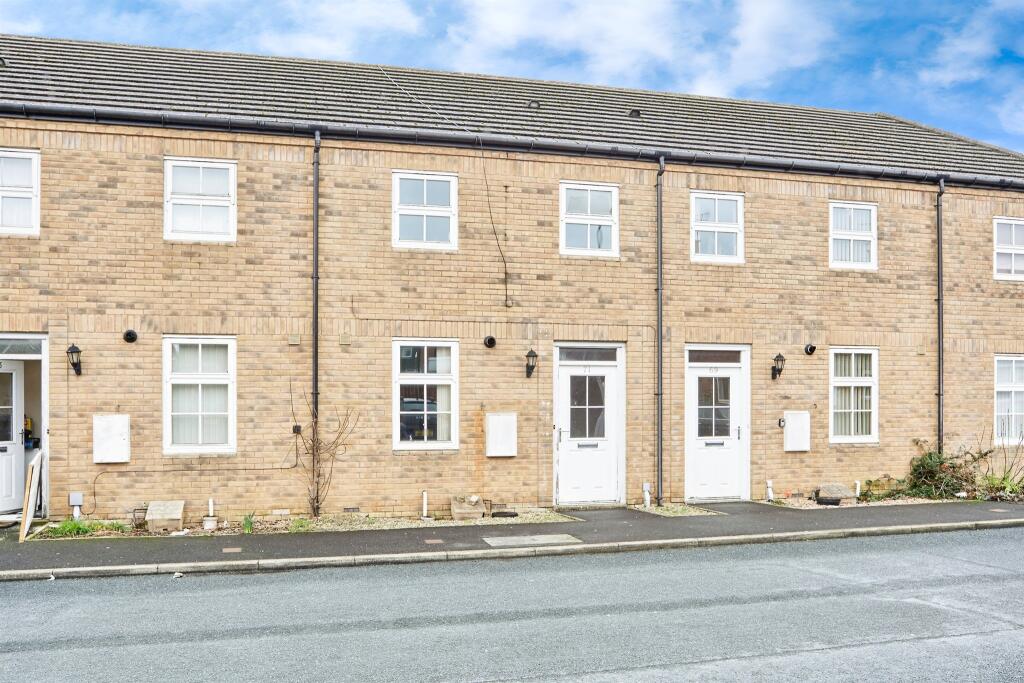 Main image of property: Littlelands, Bingley