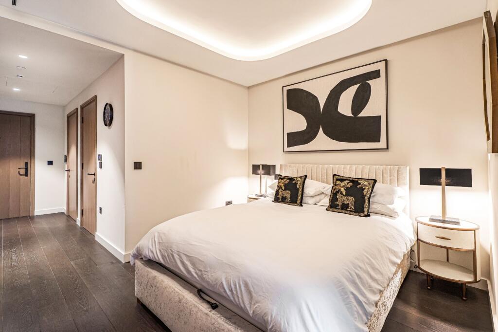 Apartment in London, Soho - View 2