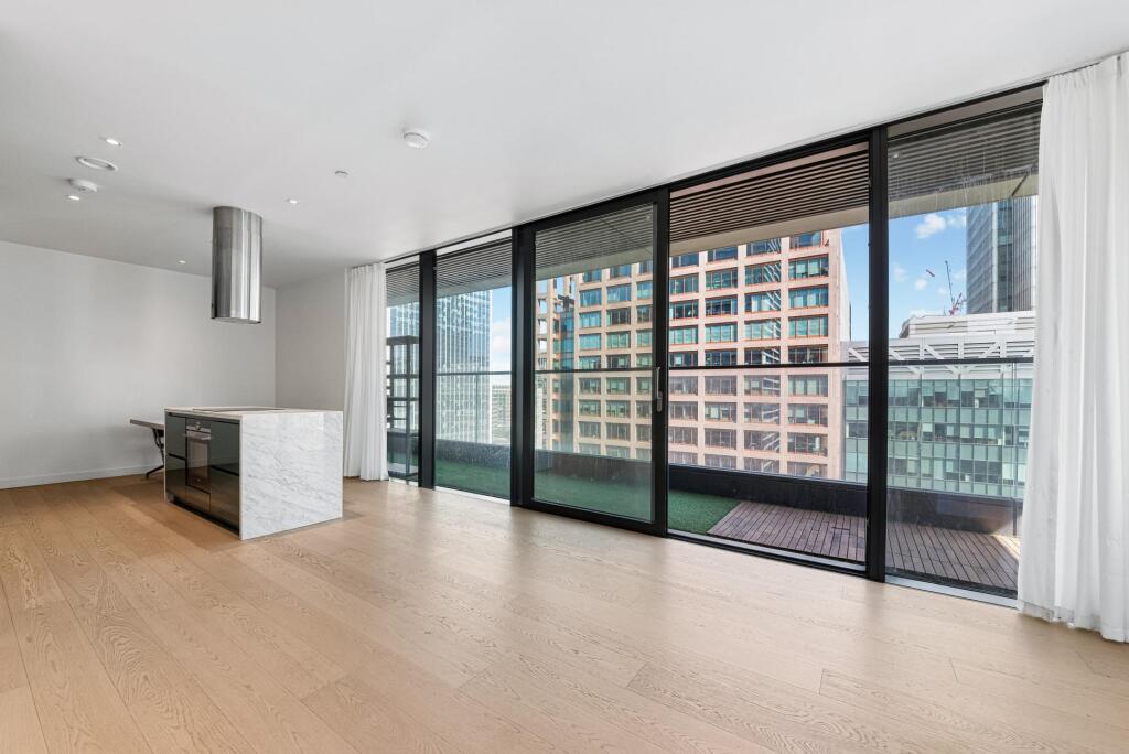 Main image of property: Bagshaw Building, Wardian, Canary Wharf, London, E14
